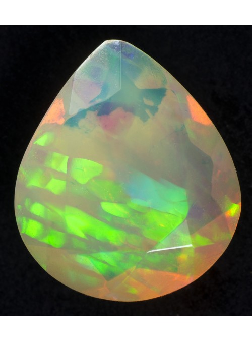 Drahý opál z Etiopie 11x10mm